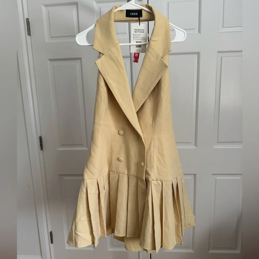 NWT Cider HALTER NECKLINE DOUBLE BREASTED PLEATED MINI DRESS Size XL - Picture 6 of 9